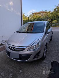 Opel Corsa 2013 GPL a 130.000 km 3 porte