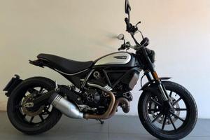 Ducati Scrambler 800 Icon Dark