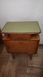 Mobile bar vintage in legno con piano estraibile e