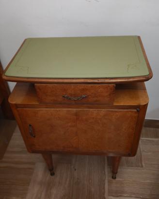 Mobile bar vintage in legno con piano estraibile e