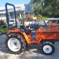 TRATTORE AGRICOLO USATO