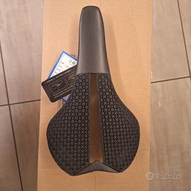 Sella carbonio