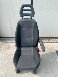 Sedile singolo lato passeggero