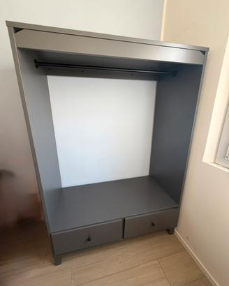 ARMADIO APERTO IKEA
