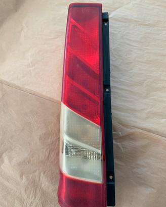Fanale completo iveco daily da 2014