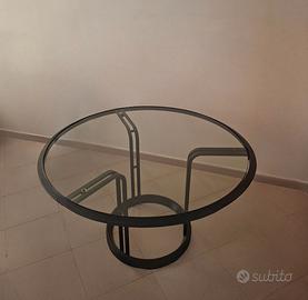 Tavolo cristallo tondo 4 sedie pelle Poltrone Frau