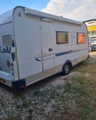Roulotte knaus sport 450FU