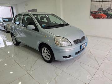 Toyota Yaris 1.0i 16V cat 5 porte Sol