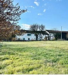 Cascinale con terreno