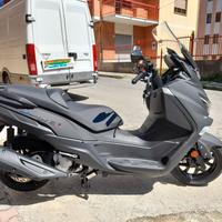 Sym Joymax 300 Z E5 tcs