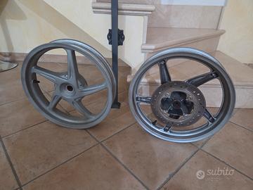 Cerchi honda sh 
