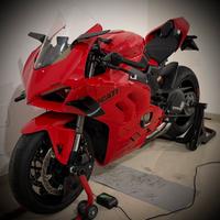 Ducati panigale v4