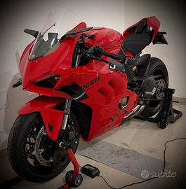 Ducati panigale v4