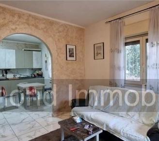 Appartamento 4 vani con garage a Riposto