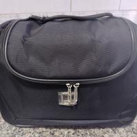 Bauletto BeautyCase Carrefour, nuovo.