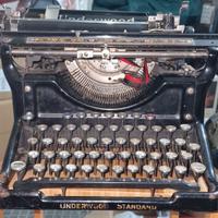 Macchina da scrivere Underwood Standard No. 5