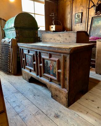 Arredamento tirolese “vasta scelta”