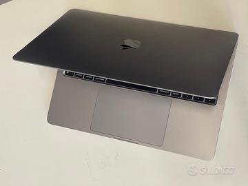 MacBook Pro 13" M2 512GB 16GB RAM-Usato Aziendale