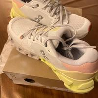 Scarpe ON cloudflyer 4 donna, numero 37