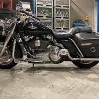 Harley Davidson road King con solo 25.000 km