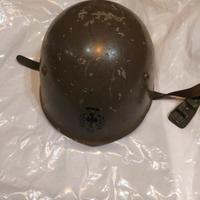 elmetto italiano in ferro