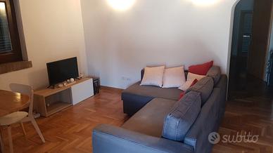 CANONE TUTTO COMPRESO arredato e posto auto