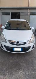 Opel Corsa GPL e Benzina - 2011