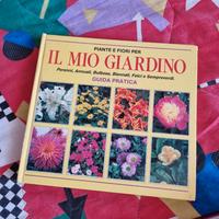 Libri di cucito e cucina
