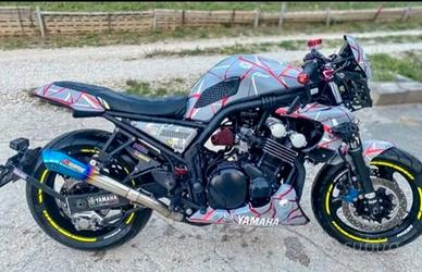  Yamaha Fazer cafè Racer 