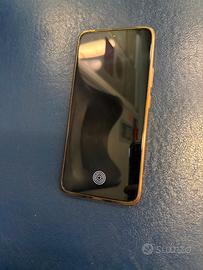 Telefono realme 12+5 g