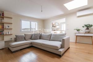 Trilocale con doppi servizi, cantina e box