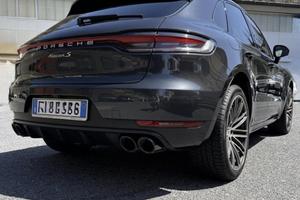 Porsche Macan S