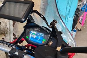 Guzzi V85TT Evocative Graphics