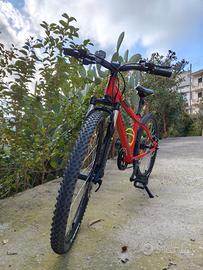 Rockrider ST900 Bici MTB 24" 9-12 Anni  8 Vel.