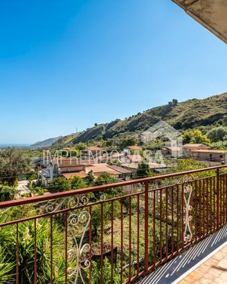 112 mq Ampio 3 Vani piano 2° vista mare Pezzingoli