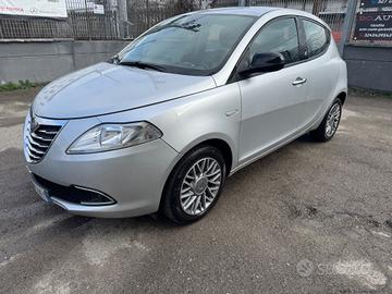 Lancia Ypsilon 1.2 69 CV 5 porte GPL Ecochic Silve