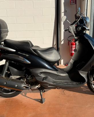 Piaggio Beverly 500 18.000 km