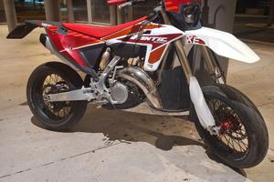FANTIC XE 125 2025