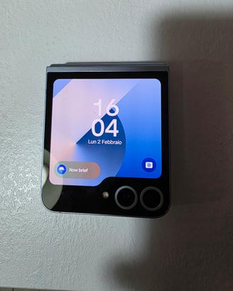 Samsung galaxy flip 6