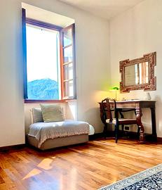 Soluzione unica per un bilocale a lago nesso