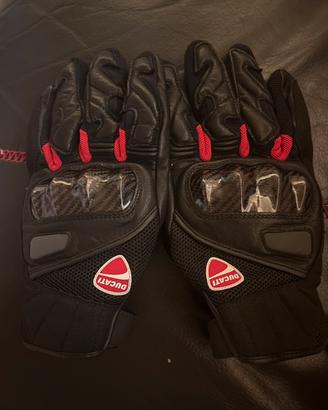Guanti ducati con protezioni nuovi XL