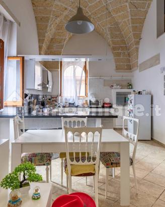 CASA STORICA FINEMENTE RISTRUTTURATA
