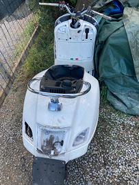 RICAMBI USATI MOTO PIAGGIO Vespa GTS 250cc VESPA M