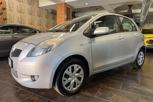 Toyota Yaris 1.3 5 porte Sol