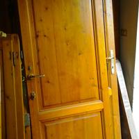 PORTA IN LEGNO MASSELLO ABETE 210x90