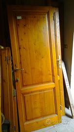 PORTA IN LEGNO MASSELLO ABETE 210x90
