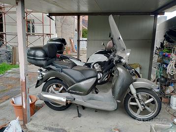 Aprilia Scarabeo 250 - 2005