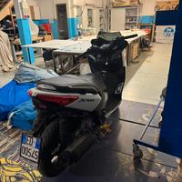 Yamaha Xmax 250