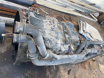 Cambio automatico iveco Stralis 450 12as2301