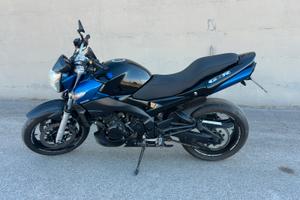 Suzuki gsr